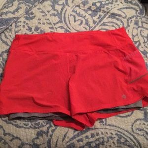 Athleta Laser Run 2in1 shorts